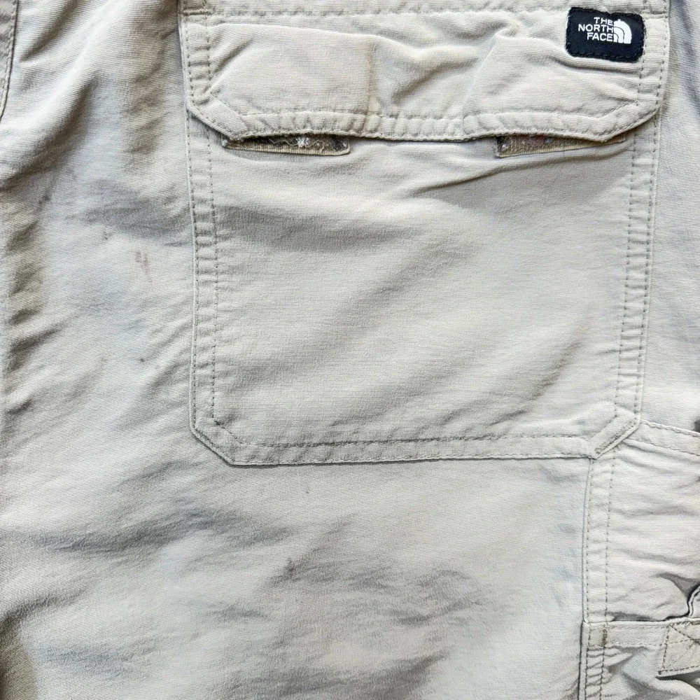 The North‎ Face Cargo Shorts Mens Large Tan Nylon Hiking Belted Utility Pockets
